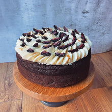 Load image into Gallery viewer, Chocolate Stout cake
