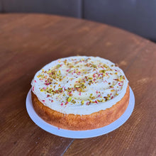 Load image into Gallery viewer, Pistachio cake with Honey Cream cheese
