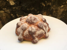 Load image into Gallery viewer, Pan de Muerto – Traditional Mexican Bread of the Dead
