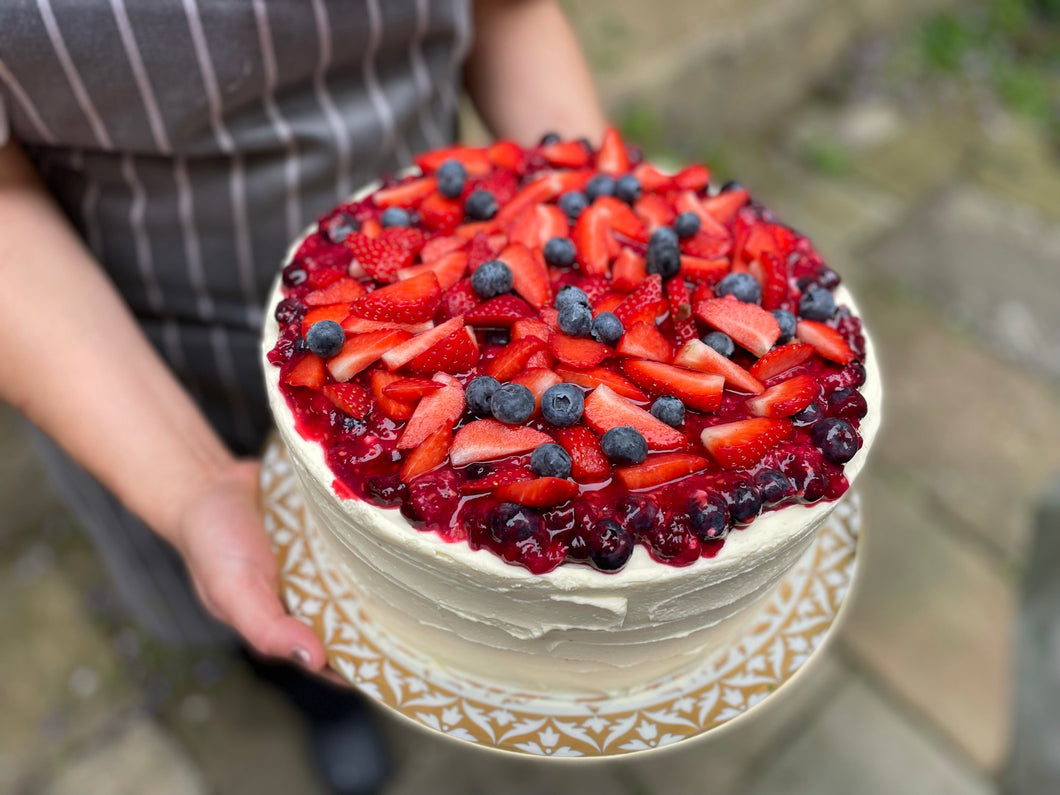 Fluffy summer berry and mascarpone cake